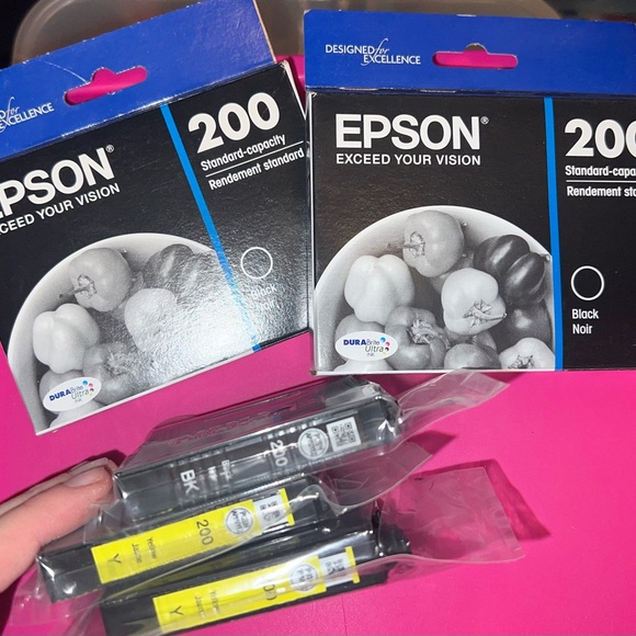 EPSON 200 color refill - Picture 1 of 1